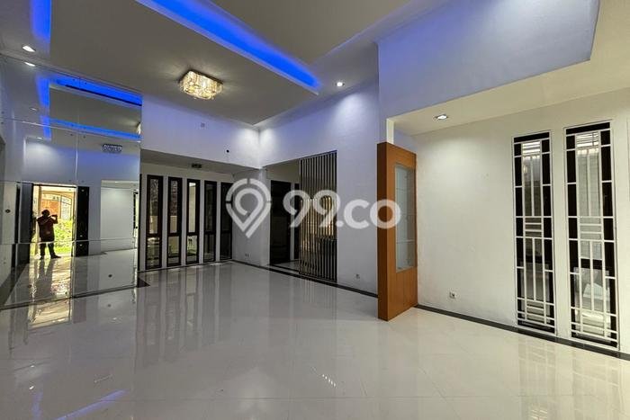 Rumah Mewah Siap Huni LT 205m2 di Kalidoni, Palembang Rumah Mewah Siap Huni LT 205m2 di Kalidoni, Palembang