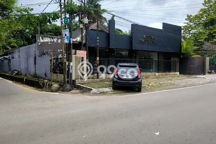 Siap Huni Rumah Mewah 11 Kamar di Ilir Barat I Dekat ke Mana Saja Siap Huni Rumah Mewah 11 Kamar di Ilir Barat I Dekat ke Mana Saja