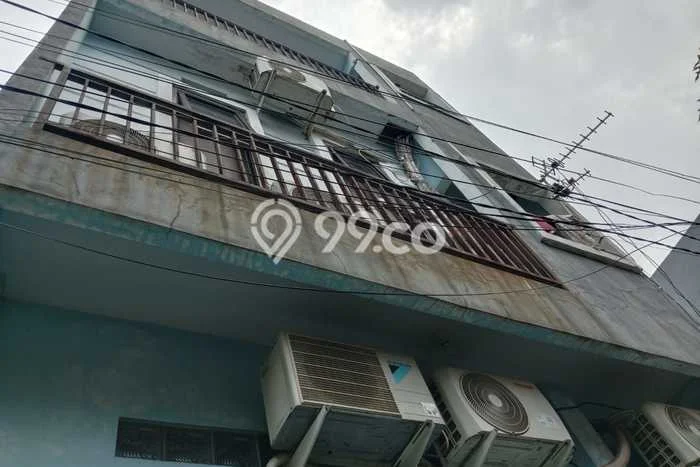 Rumah Kost untuk Dijual di Senen dengan 10 KT, 10 KM, Luas 110m2 Rumah Kost untuk Dijual di Senen dengan 10 KT, 10 KM, Luas 110m2