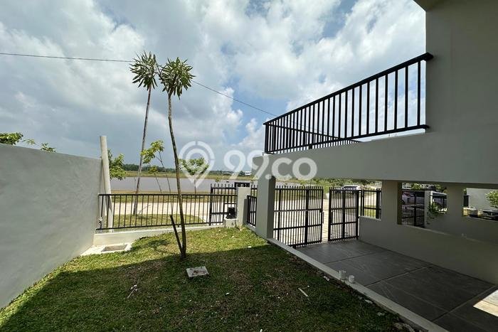 Rumah Strategis Modern Lb 144m2 di Alang Alang Lebar, Palembang Rumah Strategis Modern Lb 144m2 di Alang Alang Lebar, Palembang