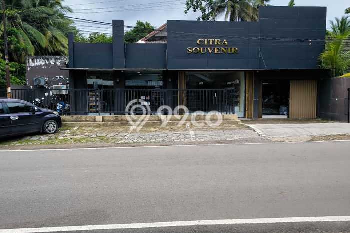 Siap Huni Rumah Mewah 11 Kamar di Ilir Barat I Dekat ke Mana Saja Siap Huni Rumah Mewah 11 Kamar di Ilir Barat I Dekat ke Mana Saja