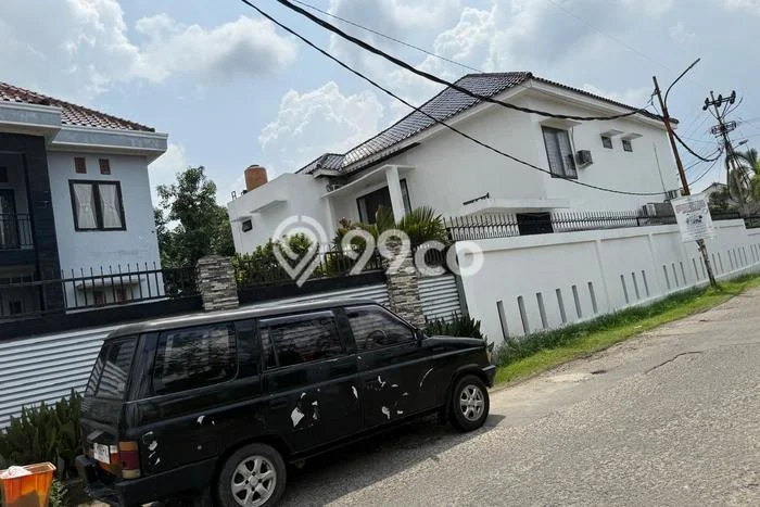 Dijual Rumah Premium dengan Fasilitas Sekitar Lengkap di Ilir Barat I, Palembang Dijual Rumah Premium dengan Fasilitas Sekitar Lengkap di Ilir Barat I, Palembang