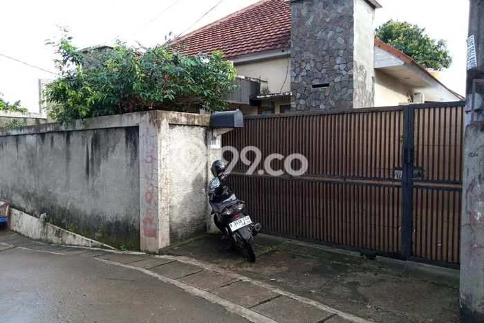 Dijual Hunian Rumah Terawat 5 KT di Sukmajaya, Depok Dijual Hunian Rumah Terawat 5 KT di Sukmajaya, Depok