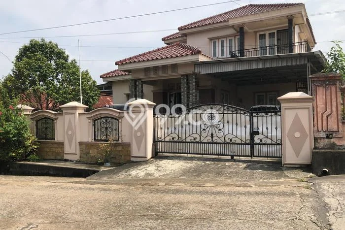 Jual Rumah Favorit Siap Huni LB 240m2 di Ilir Timur I, Palembang Jual Rumah Favorit Siap Huni LB 240m2 di Ilir Timur I, Palembang