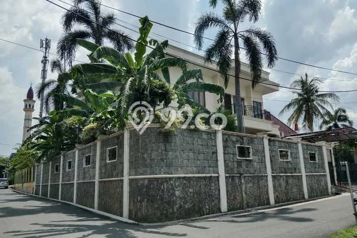 Dijual Rumah Elit Exclusive di Tebet, Jakarta Selatan Dijual Rumah Elit Exclusive di Tebet, Jakarta Selatan