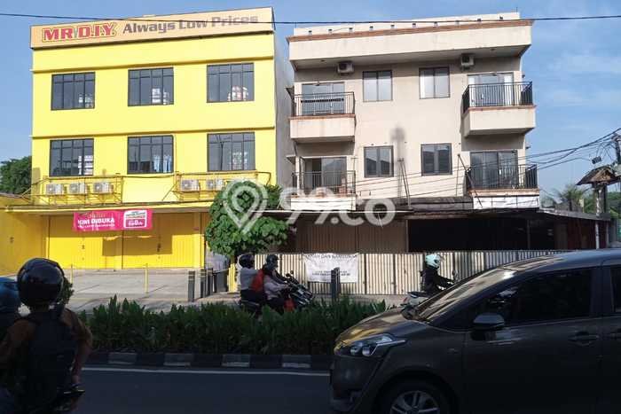 Area Ramai! Ruko Dijual di Pancoran Mas untuk Bisnis Luas Bangunan 270m2 Area Ramai! Ruko Dijual di Pancoran Mas untuk Bisnis Luas Bangunan 270m2