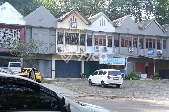 Unit Ruko Dijual di Depok LT 408m2 & LB 196m2 Unit Ruko Dijual di Depok LT 408m2 & LB 196m2