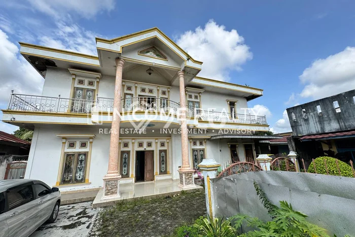 Dijual Rumah 6 Kamar Lokasi Ideal Bagus dan Strategis di Plaju Dijual Rumah 6 Kamar Lokasi Ideal Bagus dan Strategis di Plaju