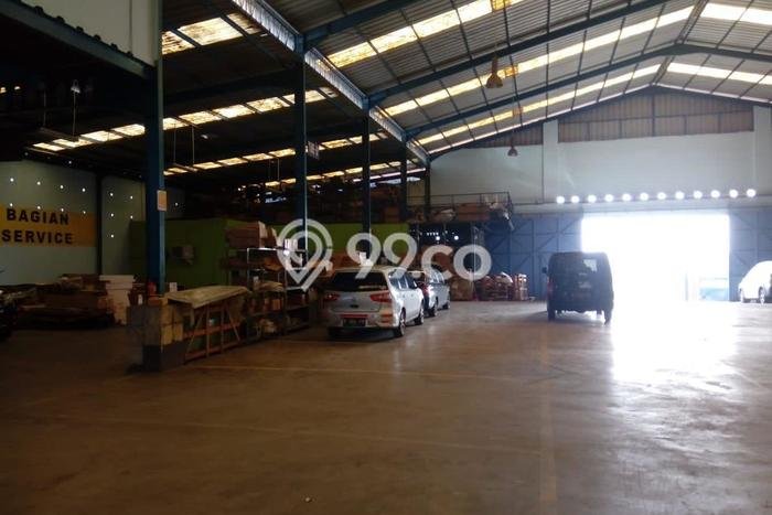 Unit Komersial Dijual di Karawang Barat Karawang Luas Tanah 2400m2, Luas Bangunan 1583m2 Unit Komersial Dijual di Karawang Barat Karawang Luas Tanah 2400m2, Luas Bangunan 1583m2