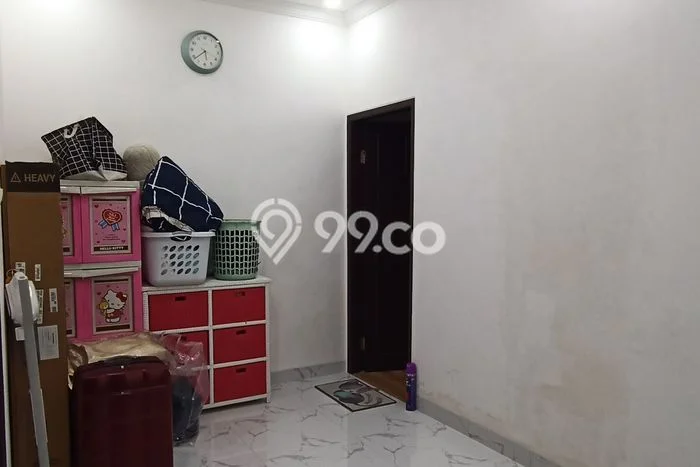 Rumah Modern 3 KT di Kemang Pratama Bekasi Semi Furnished Rumah Modern 3 KT di Kemang Pratama Bekasi Semi Furnished