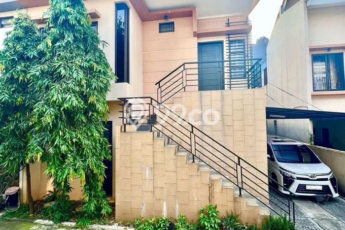 Hunian Mewah LB 157m2 Siap Pakai Desain Elegan di Rawamangun, Jakarta Timur Hunian Mewah LB 157m2 Siap Pakai Desain Elegan di Rawamangun, Jakarta Timur