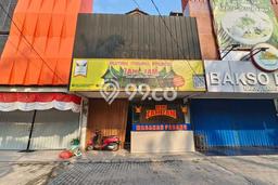 Ruko Disewa di Bekasi dengan LB 200m2 Area Komersial Ramai Ruko Disewa di Bekasi dengan LB 200m2 Area Komersial Ramai