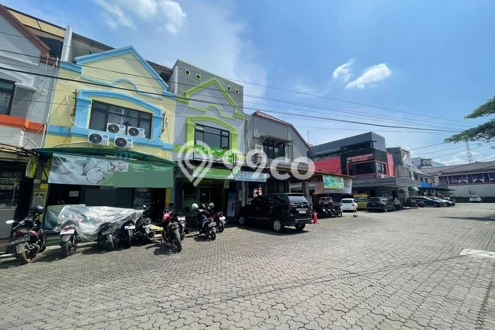 Unit Ruko Dijual di Bekasi LT 69m2 & LB 207m2 Unit Ruko Dijual di Bekasi LT 69m2 & LB 207m2