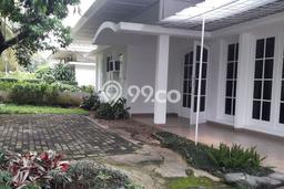 Rumah lama Area Elit Jl. Wijaya, Kebayoran Baru, Jakarta Selatan Rumah lama Area Elit Jl. Wijaya, Kebayoran Baru, Jakarta Selatan