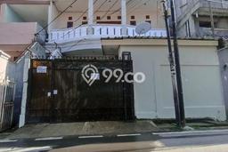 Komersial Dijual di Senen LT 261m2, LB 522m2 untuk Investasi Komersial Dijual di Senen LT 261m2, LB 522m2 untuk Investasi
