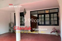 Siap Huni Rumah Mewah 5 Kamar di Cilandak Dekat ke Mana Pun Siap Huni Rumah Mewah 5 Kamar di Cilandak Dekat ke Mana Pun
