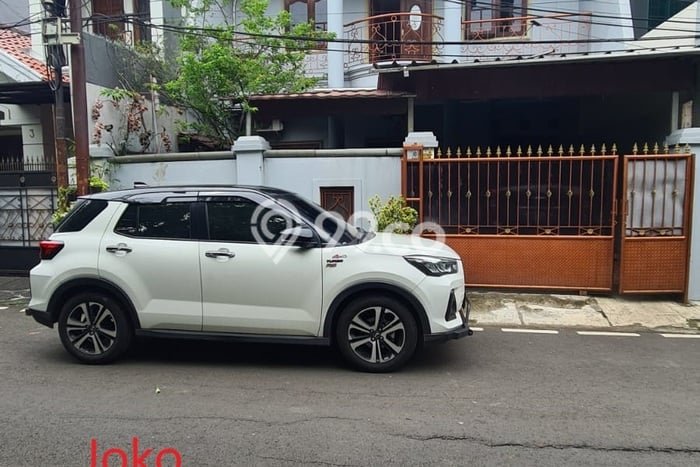 Siap Huni Hunian Elit 4 Kamar di Tanah Abang Dekat ke Mana Pun Siap Huni Hunian Elit 4 Kamar di Tanah Abang Dekat ke Mana Pun