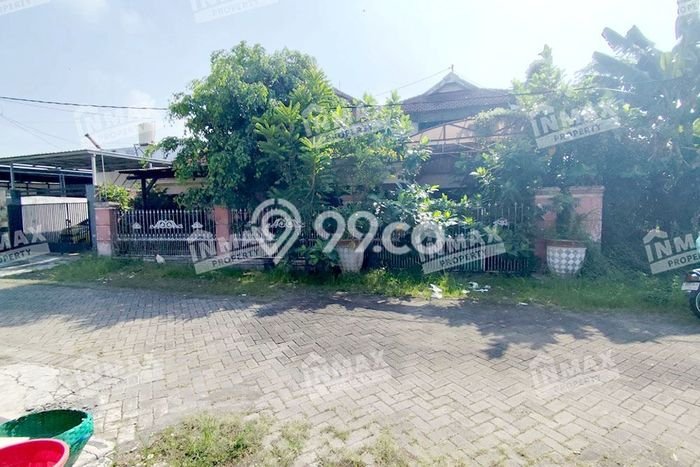 Dijual Hunian Rumah Terawat 5 Kamar di Arjosari, Malang Dijual Hunian Rumah Terawat 5 Kamar di Arjosari, Malang