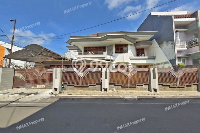 Hunian Mewah LB 535m2 Siap Pakai Desain Elegan di Sumbersari, Malang Hunian Mewah LB 535m2 Siap Pakai Desain Elegan di Sumbersari, Malang