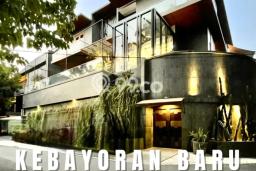 INVESTASI CERDAS! Rumah Premium Kebayoran Baru, Jakarta Selatan, LT 520m² Luas Bangunan 1200m² INVESTASI CERDAS! Rumah Premium Kebayoran Baru, Jakarta Selatan, LT 520m² Luas Bangunan 1200m²