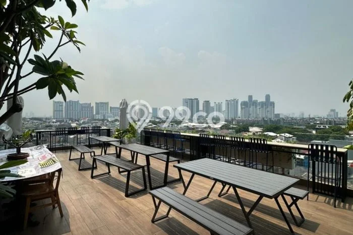 Unit Komersial Dijual di Jakarta Utara LT 441m2 & LB 1638m2 Unit Komersial Dijual di Jakarta Utara LT 441m2 & LB 1638m2