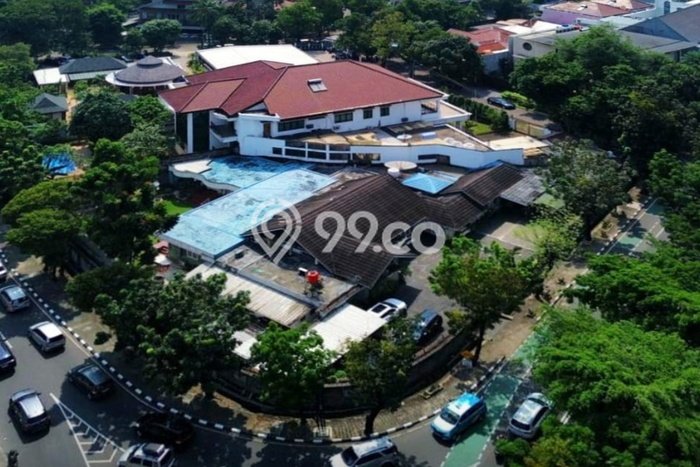 Komersial Dijual di Kebayoran Baru Jakarta Selatan dengan Luas Bangunan 659m2 Komersial Dijual di Kebayoran Baru Jakarta Selatan dengan Luas Bangunan 659m2