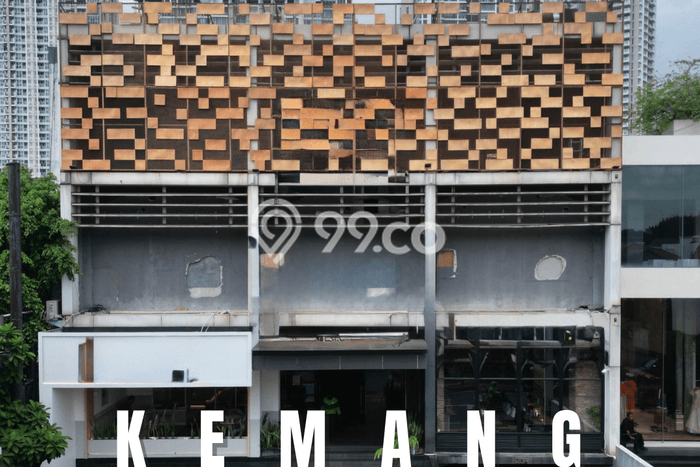 Unit Komersial Dijual di Jakarta Selatan LT 678m2 & LB 2000m2 Unit Komersial Dijual di Jakarta Selatan LT 678m2 & LB 2000m2