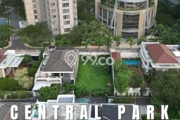 Tanah di Central Park, Luas 416m², Lokasi Premium Tanah di Central Park, Luas 416m², Lokasi Premium