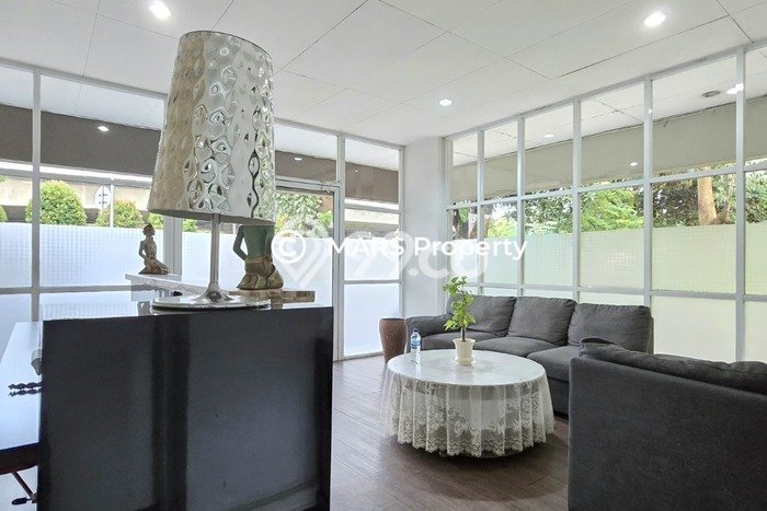 Komersial Bagus LT 1065m2 LB 500m2 Dijual di Kebayoran Baru Jakarta Selatan Komersial Bagus LT 1065m2 LB 500m2 Dijual di Kebayoran Baru Jakarta Selatan