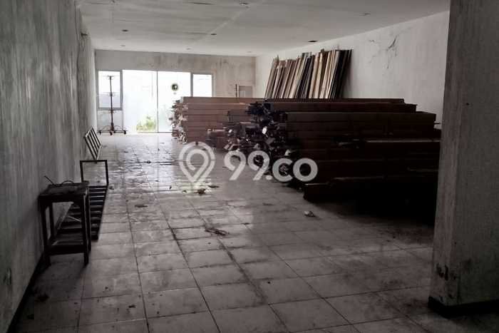 AREA BISNIS! Ruko di Semarang Timur, Luas 470m2m², Lokasi Strategis AREA BISNIS! Ruko di Semarang Timur, Luas 470m2m², Lokasi Strategis