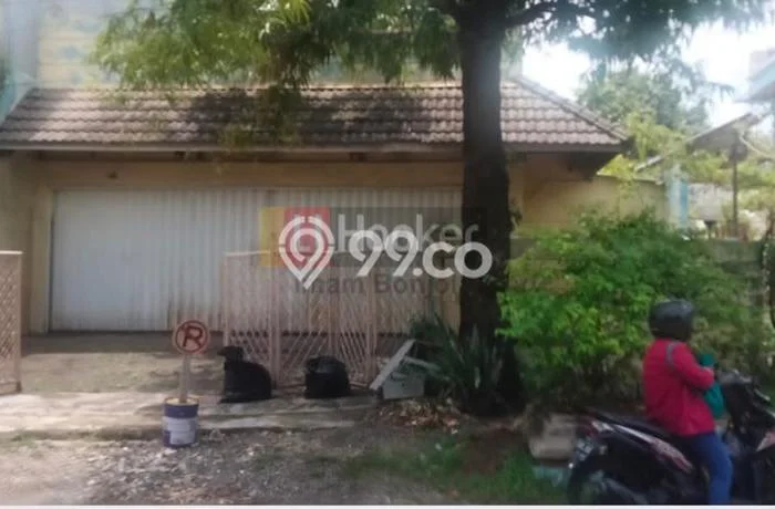 FOR SALE! Ruko di Semarang Tengah Semarang, LT 266m2, LB 145m2 FOR SALE! Ruko di Semarang Tengah Semarang, LT 266m2, LB 145m2