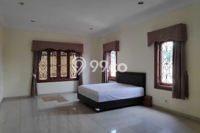 Rumah Modern Disewakan di Gajah Mungkur Semarang Area Sangat Strategis Rumah Modern Disewakan di Gajah Mungkur Semarang Area Sangat Strategis