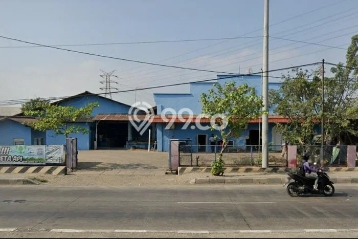 Unit Gudang Disewakan di Kaligawe di Area Ramai & Strategis Unit Gudang Disewakan di Kaligawe di Area Ramai & Strategis