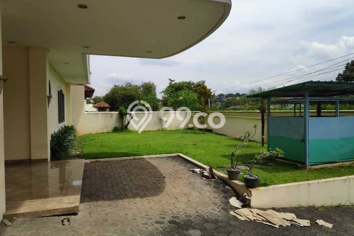 Rumah Modern Disewakan di Gajah Mungkur Semarang Area Sangat Strategis Rumah Modern Disewakan di Gajah Mungkur Semarang Area Sangat Strategis