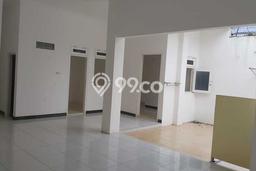 Lokasi terbaik! Rumah siap pakai disewakan di Semarang Barat LB 210m2 Lokasi terbaik! Rumah siap pakai disewakan di Semarang Barat LB 210m2