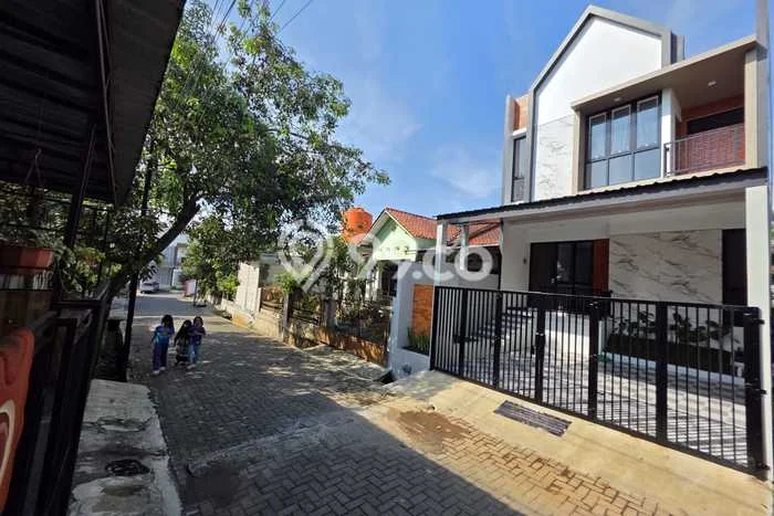 Dijual Cepat Rumah Bagus Siap Huni LB 125m2 di Gunung Pati, Semarang Dijual Cepat Rumah Bagus Siap Huni LB 125m2 di Gunung Pati, Semarang