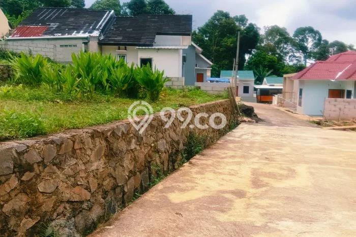Untuk Dijual Tanah di Gunung Pati Semarang Luas 120m2 SHM Untuk Dijual Tanah di Gunung Pati Semarang Luas 120m2 SHM