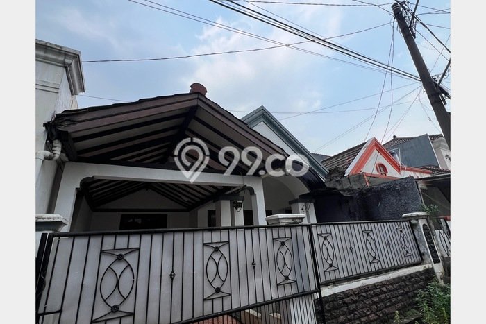 Dijual Rumah 2 Kamar Lokasi Ideal Nyaman dan Strategis di Tapos Dijual Rumah 2 Kamar Lokasi Ideal Nyaman dan Strategis di Tapos