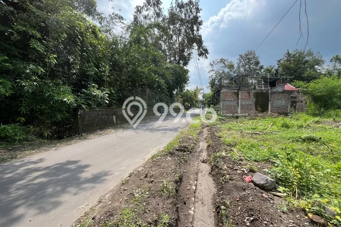 Tanah Lokasi Strategis Kawasan Sleman, Luas 751m2m², Akses ke Fasilitas, Lingkungan Nyaman Tanah Lokasi Strategis Kawasan Sleman, Luas 751m2m², Akses ke Fasilitas, Lingkungan Nyaman
