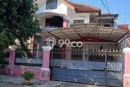 Rumah Elit Modern Siap Huni di Halim Perdana Kusuma Jakarta Timur Rumah Elit Modern Siap Huni di Halim Perdana Kusuma Jakarta Timur