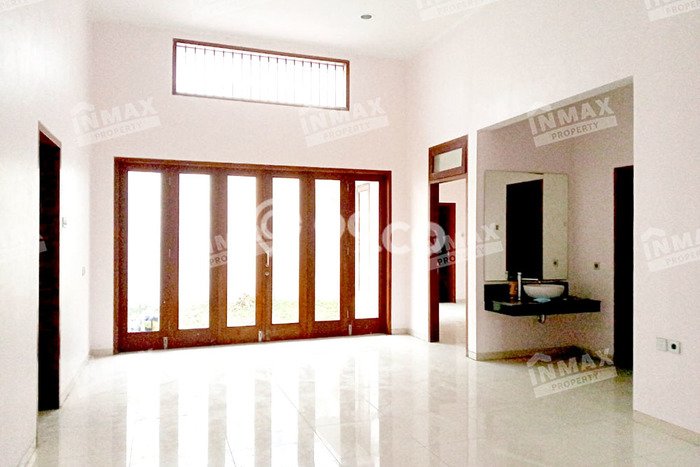 PROMO SPESIAL! Rumah Nyaman area Balearjosari, LT 231m2m² Bangunan 250m2m² PROMO SPESIAL! Rumah Nyaman area Balearjosari, LT 231m2m² Bangunan 250m2m²