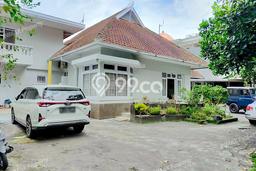 Jual Rumah Luas Elegan Dengan View Cantik di Gunung-gunung, Malang Jual Rumah Luas Elegan Dengan View Cantik di Gunung-gunung, Malang