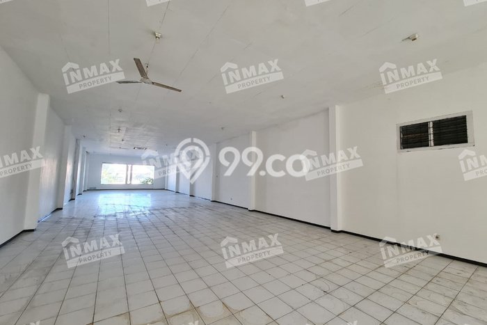 Ruko Dijual di Lowokwaru Malang dengan Luas Bangunan 400m2 Ruko Dijual di Lowokwaru Malang dengan Luas Bangunan 400m2