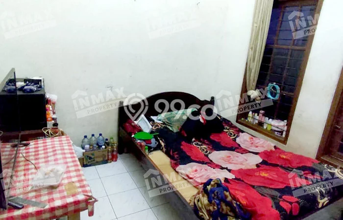 Rumah Modern 4 KT di Kebonsari Malang Full Furnished Rumah Modern 4 KT di Kebonsari Malang Full Furnished