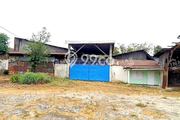 LOKASI PREMIUM! Gudang di Singosari, Luas 520m2m², Jalan Utama, Kawasan Komersial LOKASI PREMIUM! Gudang di Singosari, Luas 520m2m², Jalan Utama, Kawasan Komersial