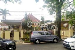 For Sale! Premium House LT 647m2 Desain Modern di Gunung-gunung For Sale! Premium House LT 647m2 Desain Modern di Gunung-gunung