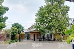Siap Huni Rumah Mewah 5 Kamar di Klojen Dekat ke Mana Saja Siap Huni Rumah Mewah 5 Kamar di Klojen Dekat ke Mana Saja