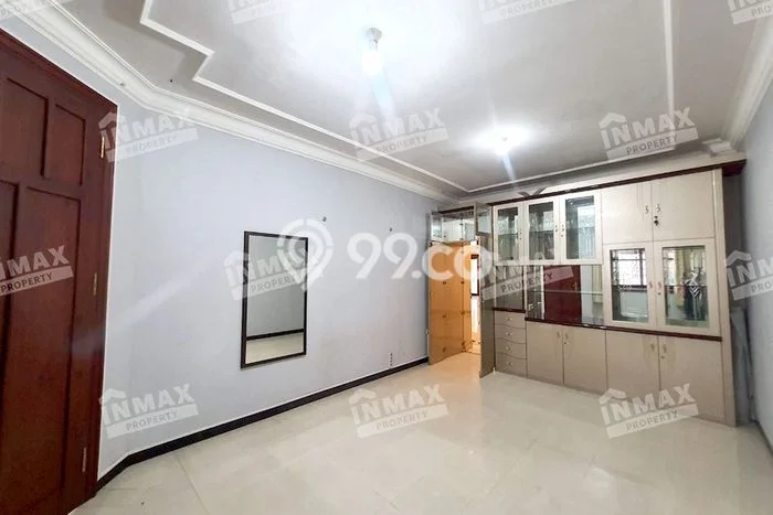 Rumah area Gunung-gunung, 4 KT, Akses Rumah Sakit, Luas 564m2m² Bangunan 330m2m² Rumah area Gunung-gunung, 4 KT, Akses Rumah Sakit, Luas 564m2m² Bangunan 330m2m²