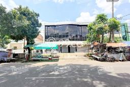 Kantor Dijual di Malang LT 1273m2 & LB 800m2 Lokasi Terbaik! Kantor Dijual di Malang LT 1273m2 & LB 800m2 Lokasi Terbaik!