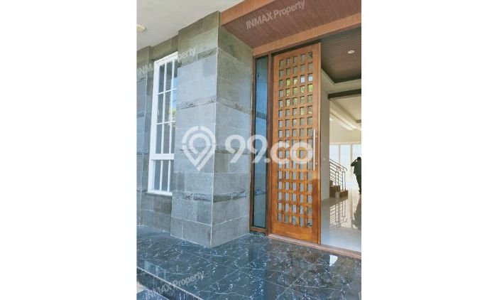 Rumah Mewah Siap Huni LT 205m2 di Waru, Sidoarjo Rumah Mewah Siap Huni LT 205m2 di Waru, Sidoarjo